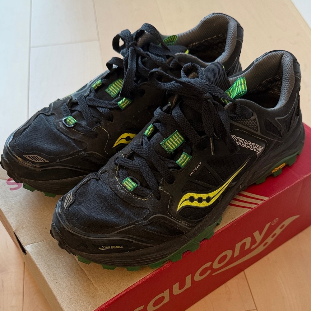 Saucony Men’s Xodus 4.0 GTX Trail Running Shoes
